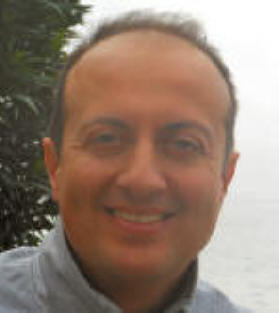 Maurizio Ferrari, riflessologo e docente della On Zon su School ai corsi di riflessologia plantare