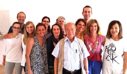 gruppo di allievi dellascuoladi riflessologia plantare on zon su della Spezia